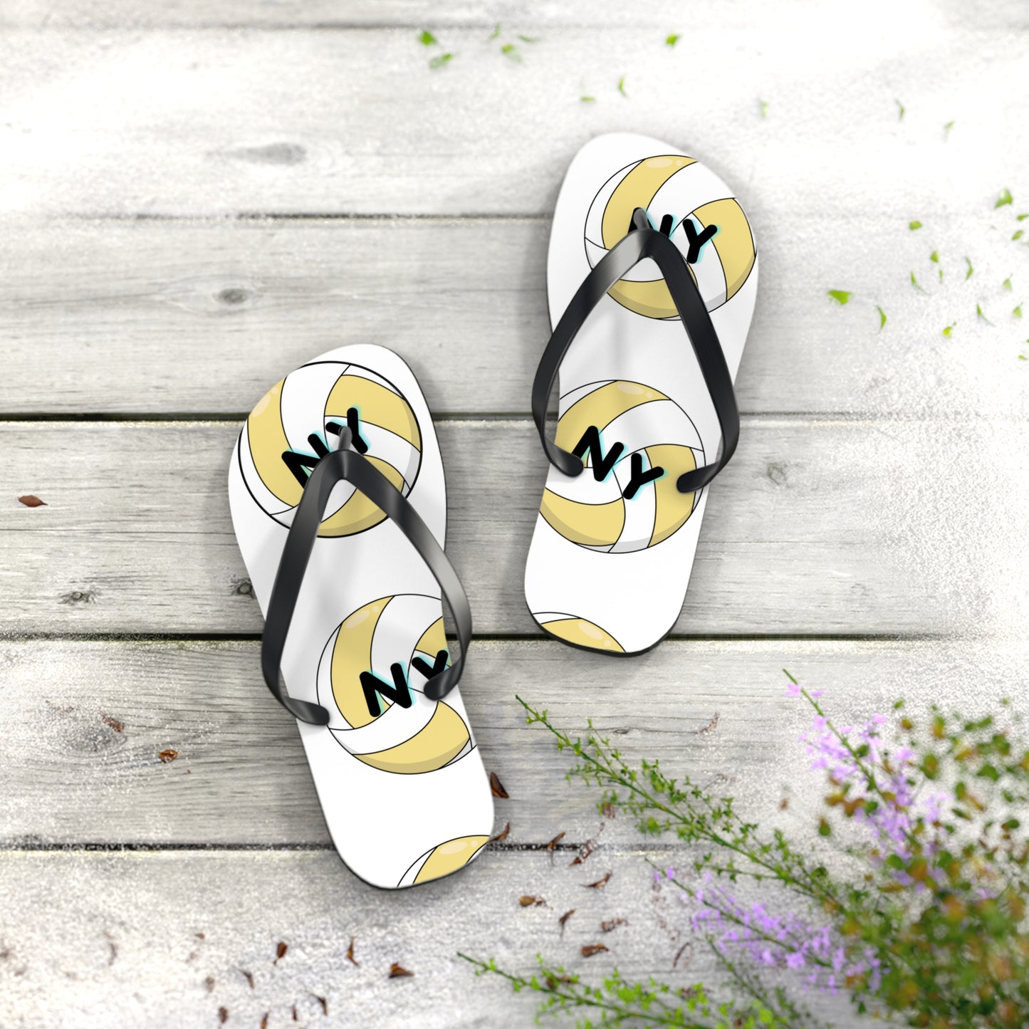 Comfortable flip flops with New York volleyball artwork